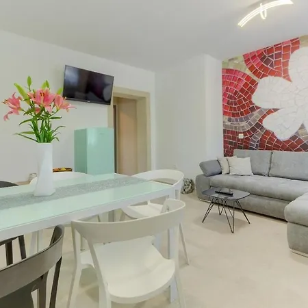 With Parking Space Kastel Stari, - 22588 Apartment *